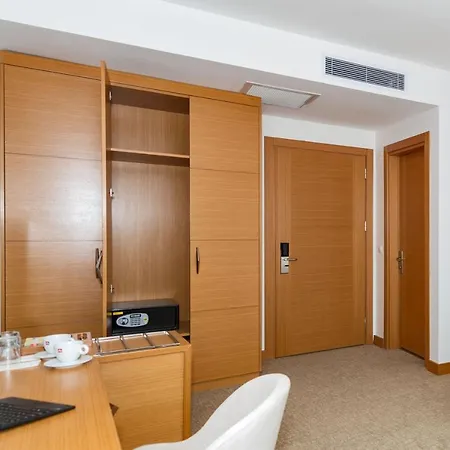 My Mien Aparthotel *